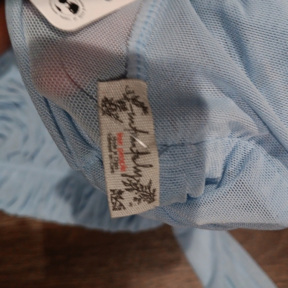 Free People Elegant Light Blue Ruched Bodysuit Size S New - Picture 3 of 5